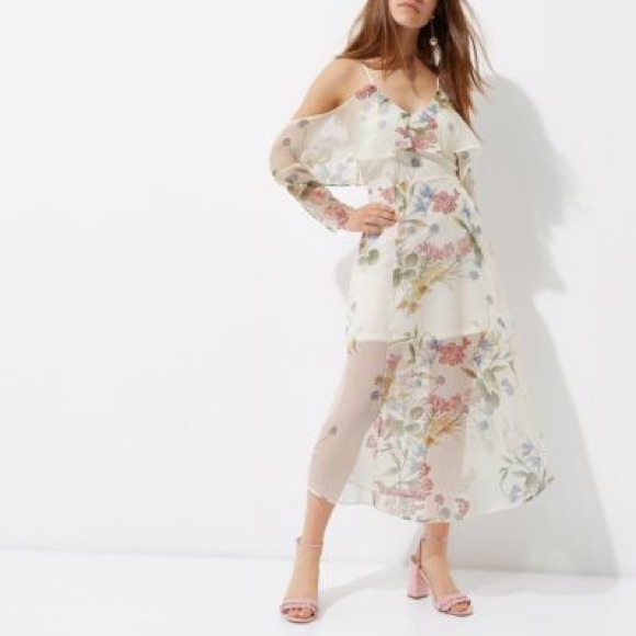 petite cold shoulder dresses